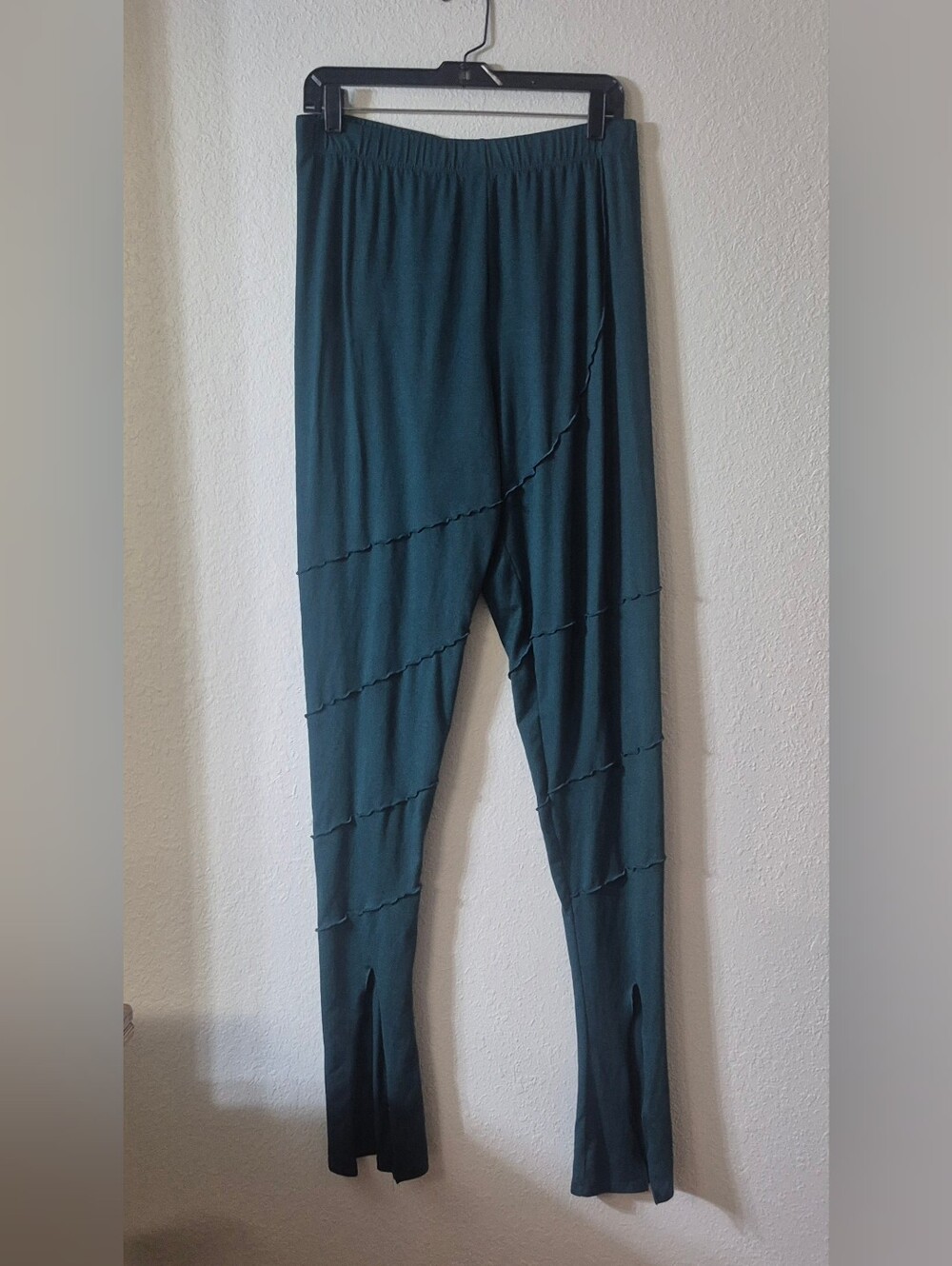 Fashion Nova Green Layered Ruffle Leggings